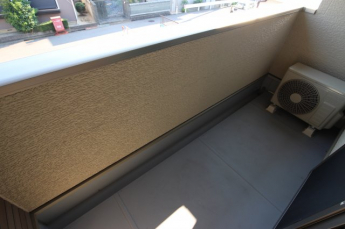 【バルコニー】