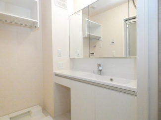 【洗面所】