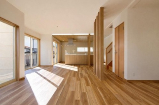 【居間・リビング】