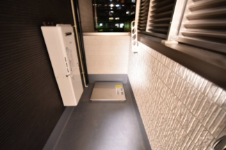 【バルコニー】