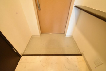 【玄関】
