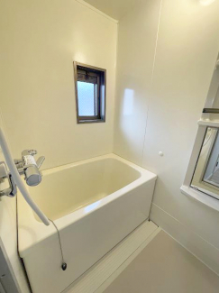 コンパクトで使いやすいお風呂です