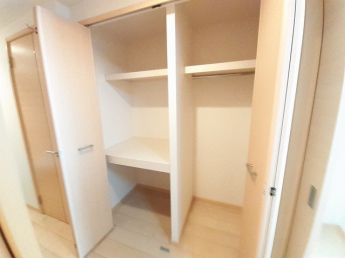 小物を収納するのに便利です