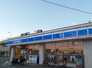 ローソンまで230m