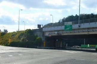 姫路バイパス姫路西インターまで1800m