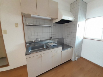 キッチンでお料理をお楽しみください