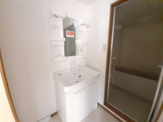 広い洗面スペース