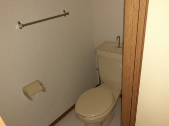 シンプルで使いやすいトイレです
