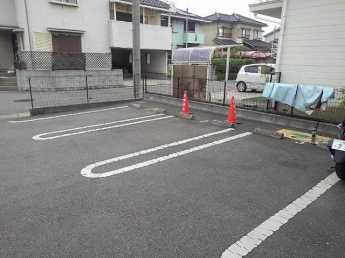 駐車スペースもあります