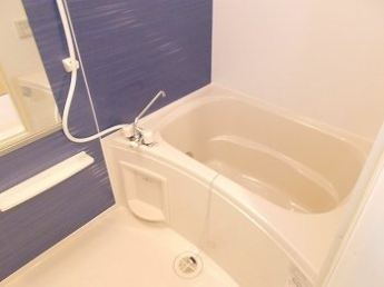 お風呂で日々の疲れを落としましょう