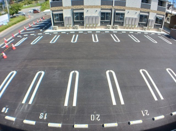 駐車場に車を止められます