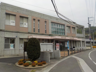 松山市役所伊台支所まで、2,300メートル