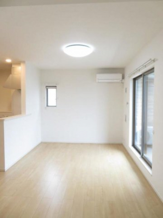 【居間・リビング】