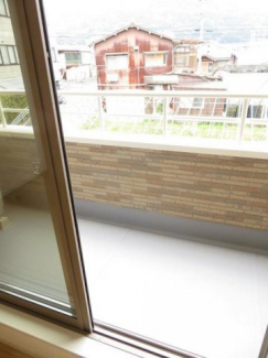 【バルコニー】