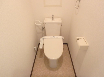 清潔感のあるトイレです