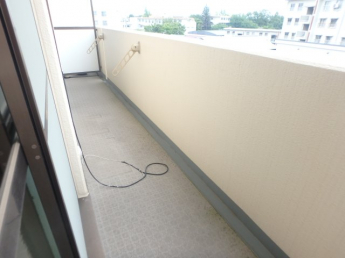【バルコニー】
