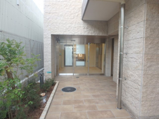 【エントランス】