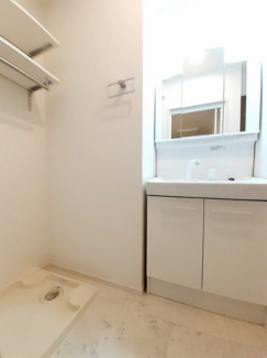 【洗面所】