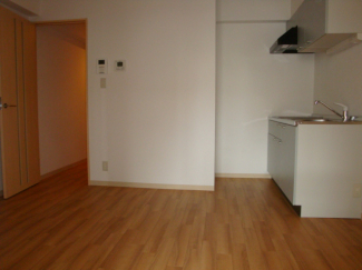 参考、同建物・反転間取りの号室