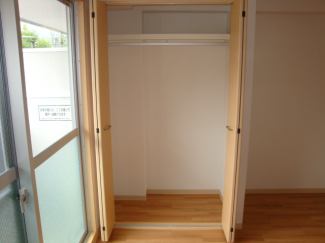 参考、同建物・反転間取りの号室