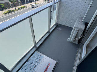 【バルコニー】