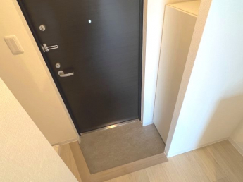 【玄関】