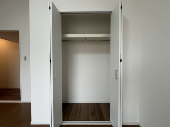 収納たっぷり、スッキリ空間を演出します。