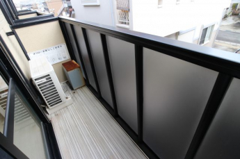 【バルコニー】