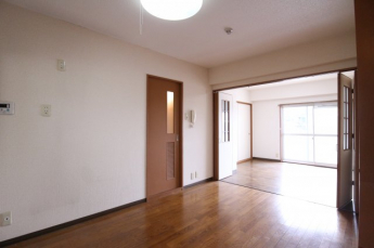 【居間・リビング】