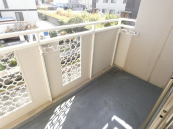 【バルコニー】