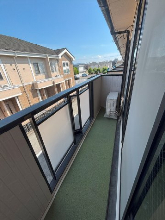 【バルコニー】