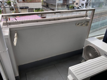 【バルコニー】