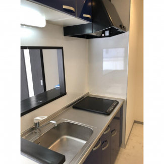 コンパクトなキッチンで掃除もラクラク