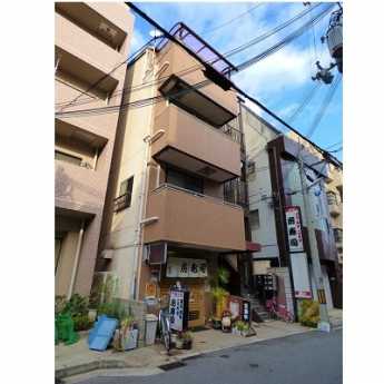 落ち着いた雰囲気の外観です