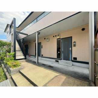 毎日通るエントランスはこのようになっています