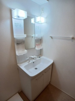 コンパクトで使いやすい洗面所