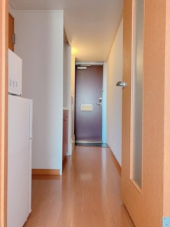 毎日通る玄関はこちらです