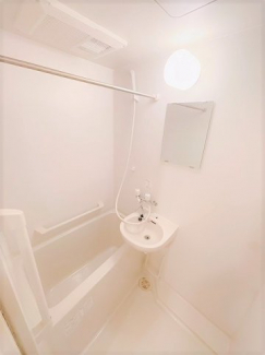 ゆったり過ごせるお風呂です