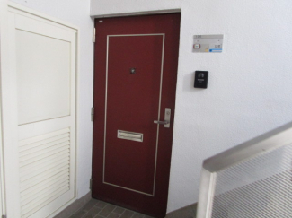 シンプルで使いやすい玄関です