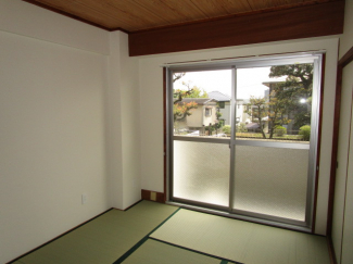 くつろぎの場として、客間として、様々なシーンで活躍する和室です