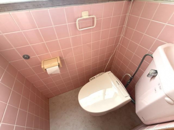落ち着いたトイレです