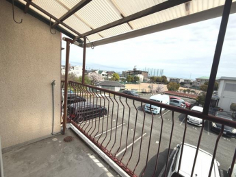 陽当たり良好なバルコニーです