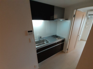 コンパクトなキッチンで掃除もラクラク