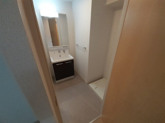 忙しい朝には欠かせない洗面所です