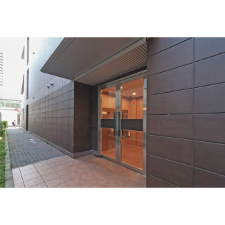 毎日通るエントランスはこのようになっています