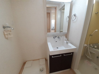 広い洗面スペース