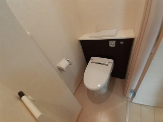 ゆったりとした空間のトイレです