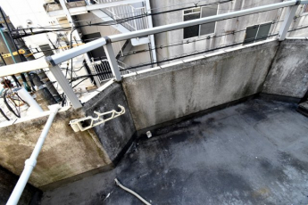 【バルコニー】