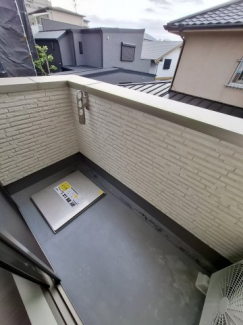 【バルコニー】