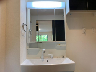 洗髪洗面化粧台